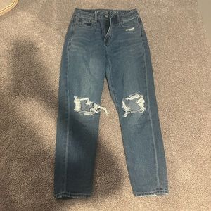 American eagle mom jeans